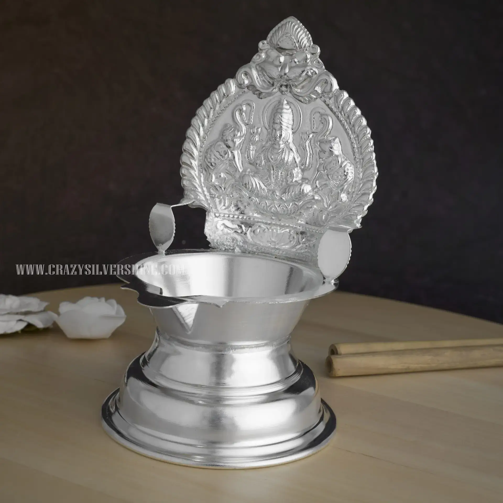 Kamakshi Deepa