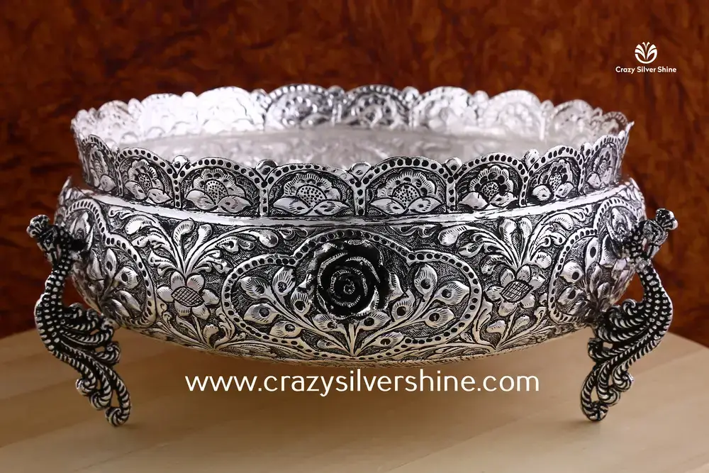 Antique Designer Urli